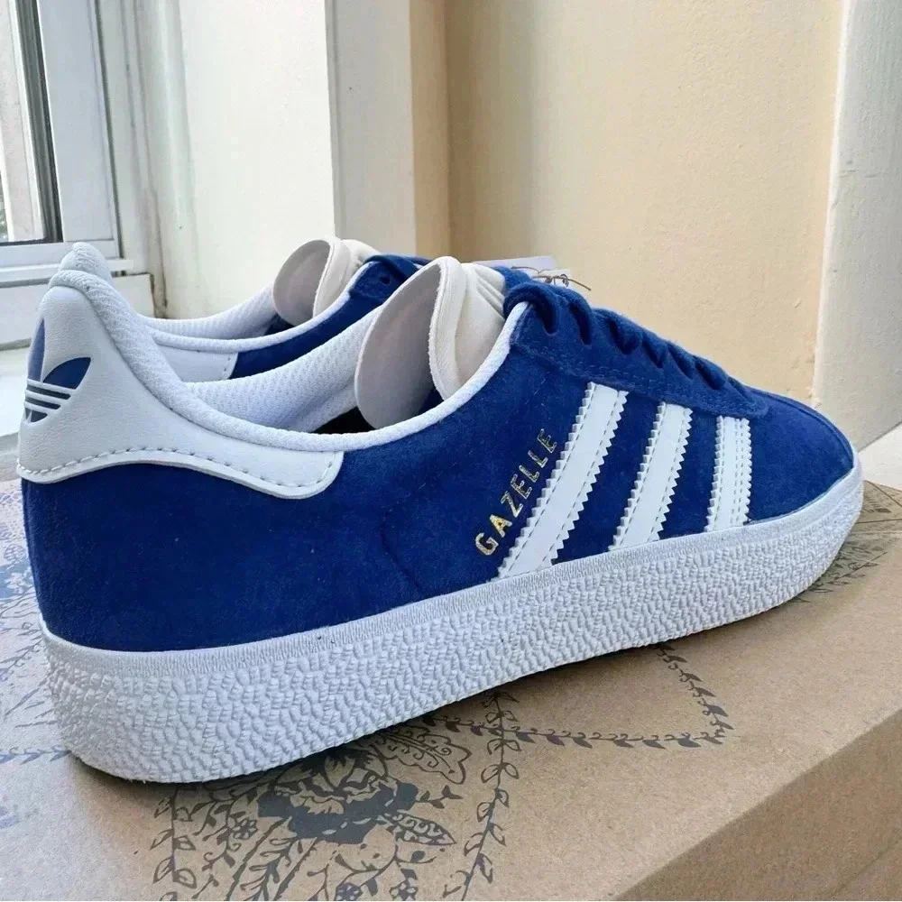NWT Adidas Gazelle ADV Sneakers Womens 6.5 Royal Blue Cloud White - Picture 10 of 11